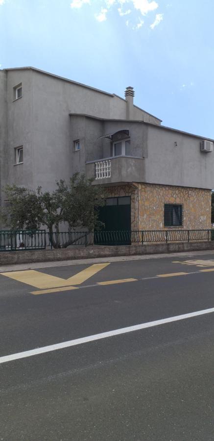 Apartments Mira Jadrtovac エクステリア 写真